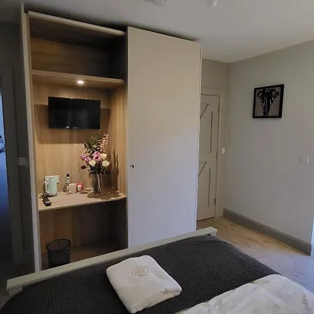 Apartment Orchid Mews *